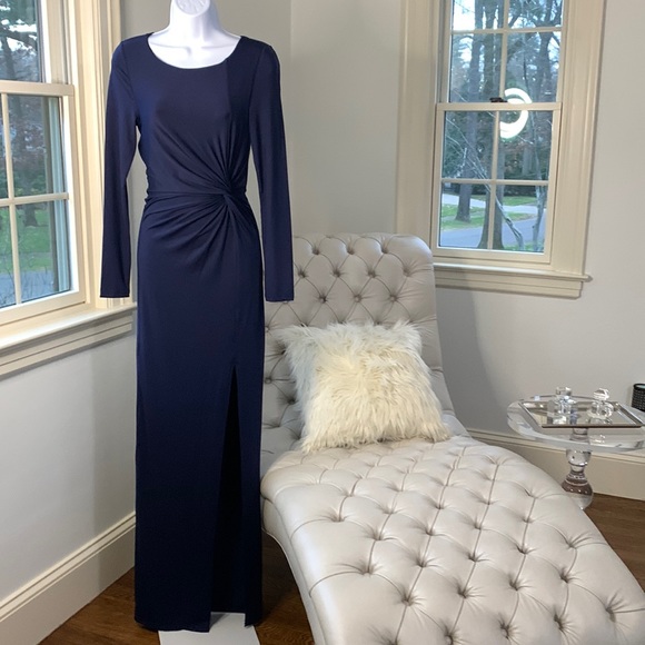 Windsor Dresses Nwot Windsor Long Navy Blue Long Sleeve Gown With